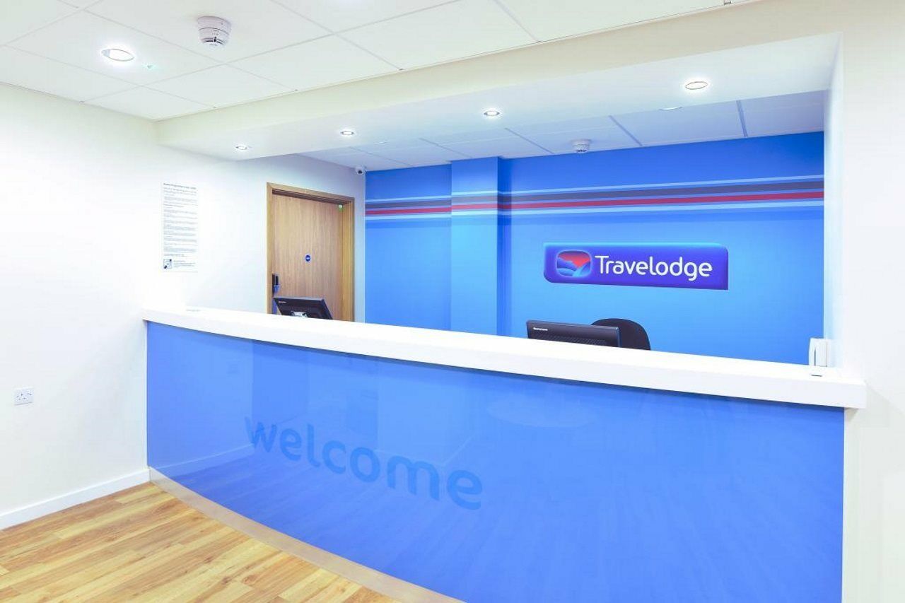 Travelodge London Raynes Park Luaran gambar